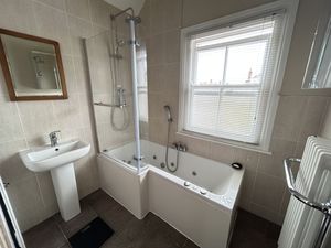 Photo 24- click for photo gallery